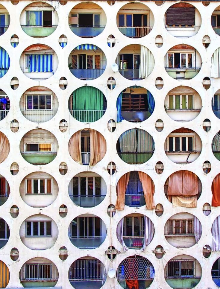 Beirut: Lebanese design goes abroad — couverture article Beyit Magazine