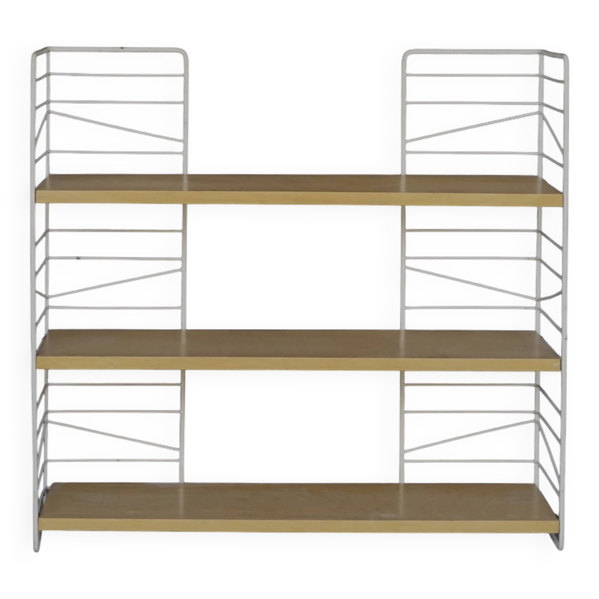 L'étagère String — Nils Strinning, 1949