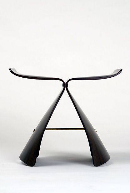 Il Butterfly Stool di Yanagi: l'Occidente piegato alla giapponese — couverture article Beyit Magazine