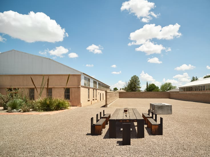 Donald Judd, Marfa : les meubles d'un sculpteur qui refusait le mot — illustration 5
