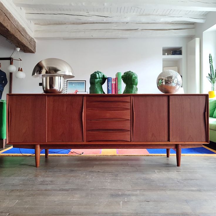 Le style danish modern : les pièces, le livre, l'album, le film — illustration 12