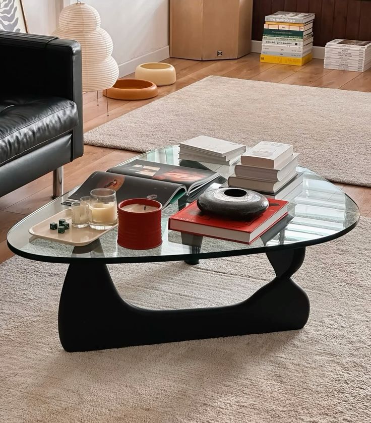 Noguchi Coffee Table : la sculpture et ses contrefaçons — illustration 2