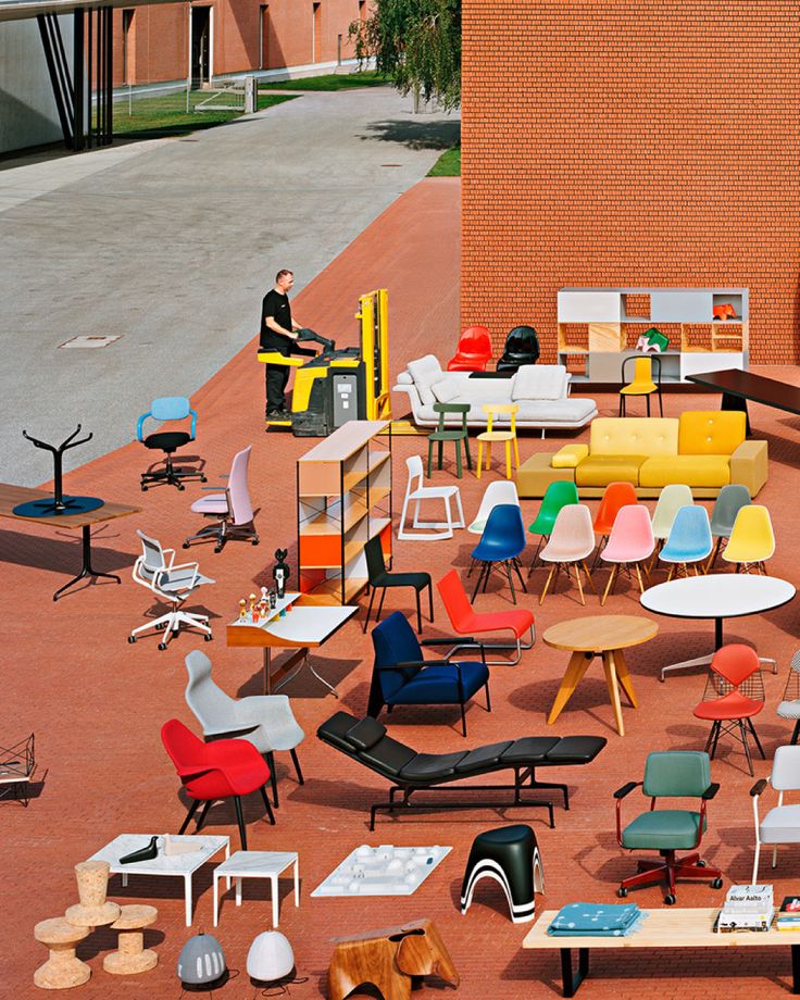Octobre, le mois des foires : pourquoi le design de collection se vend à Londres — illustration 2