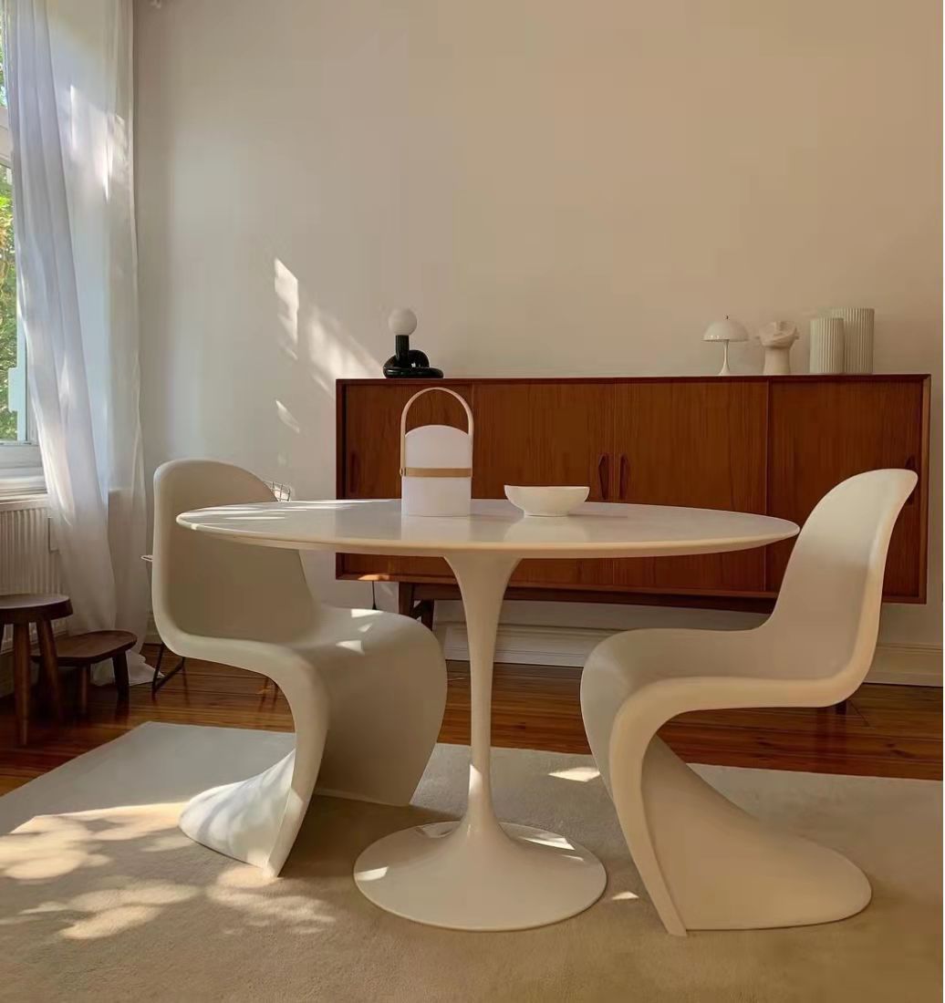 Table Tulip de Saarinen : l'originale Knoll et ses imitations — illustration 3