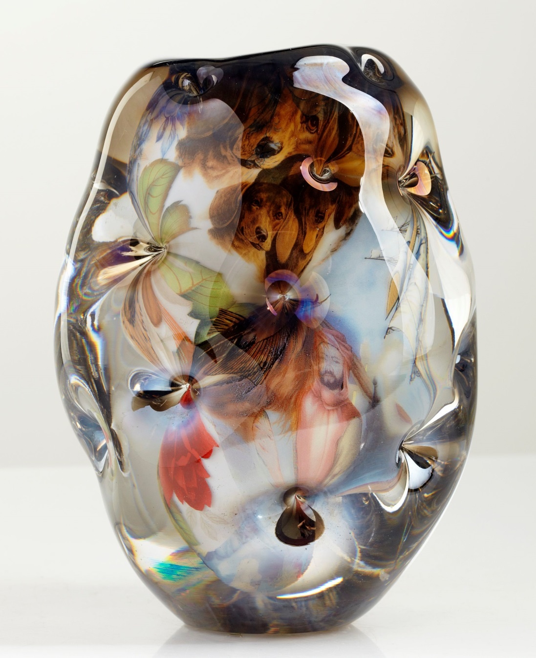 Le verre fumé est mort. Le verre transparent est revenu. — illustration 6