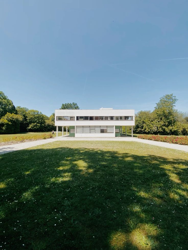 Villa Savoye, Poissy : la machine à habiter, et ce qu'on y regarde vraiment — illustration 5