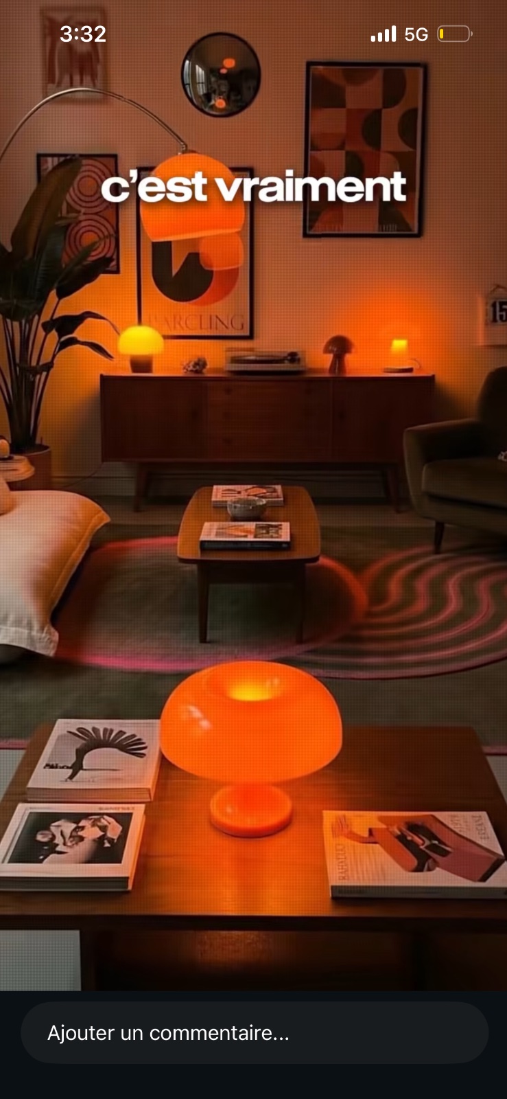 Orange Neon Seventies — intérieur style 70s sur Beyit