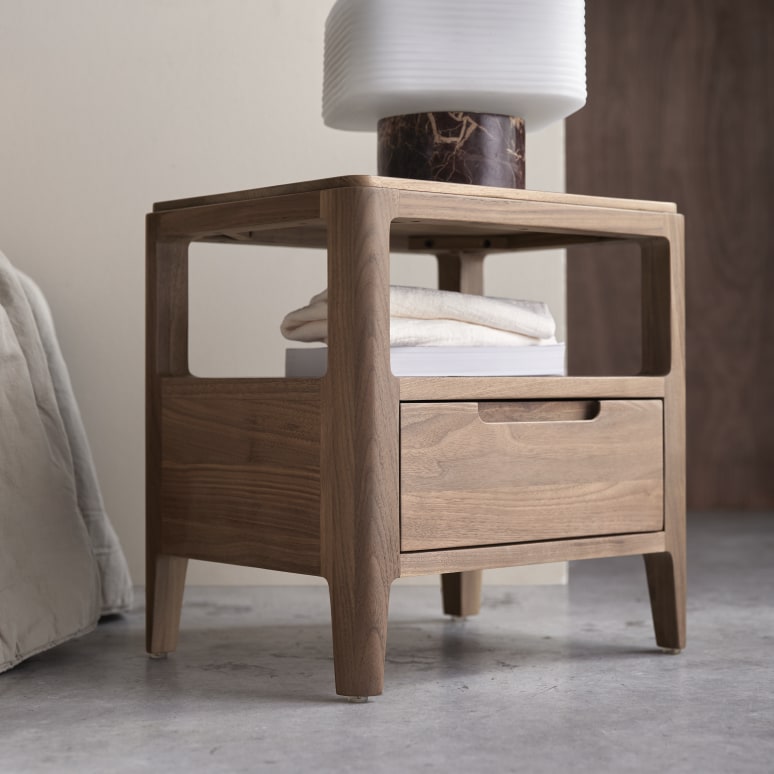 Chevet en noyer avec tiroir par Style mid-century — Beyit